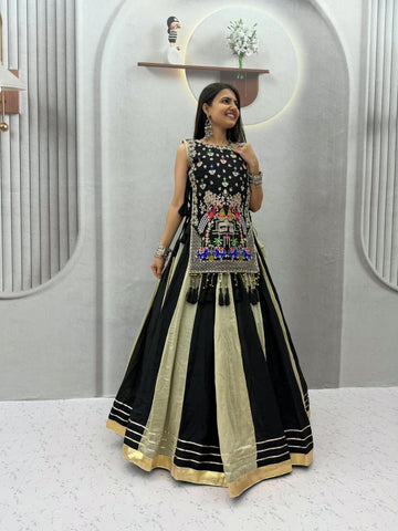Midnight Muse Choli