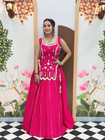 Gulabi Noor Festive Choli